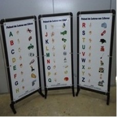 Painel do Alfabeto em Libras